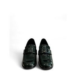 MOCASINES DE CHAROL