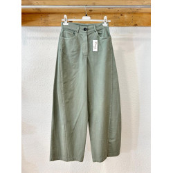PANTALÓN GAUCHO VERDE