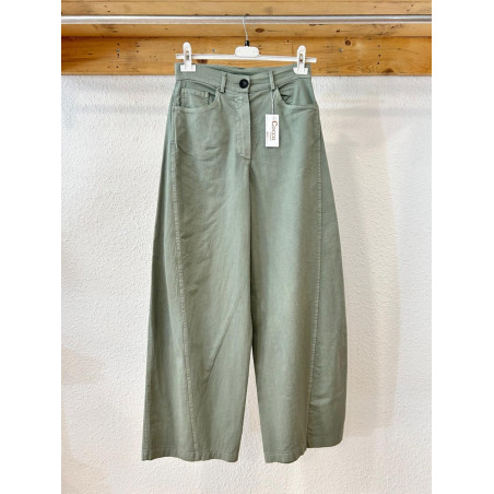 PANTALÓN GAUCHO VERDE