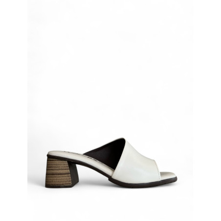 SANDALIAS ASIMETRICAS HIELO
